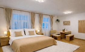 Apartmány Ella